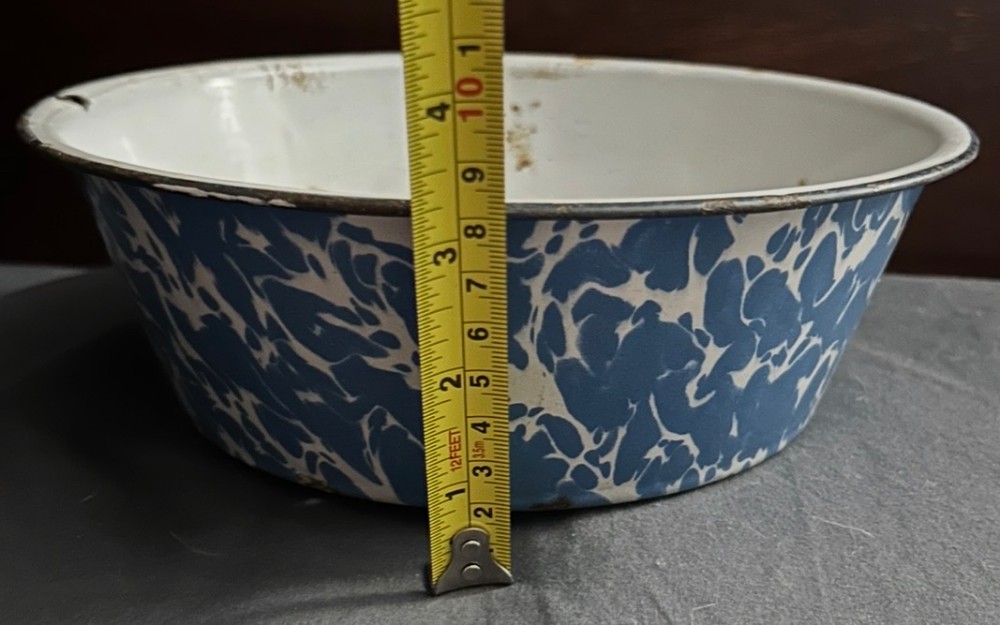 Vintage blue swirl enamel bowl