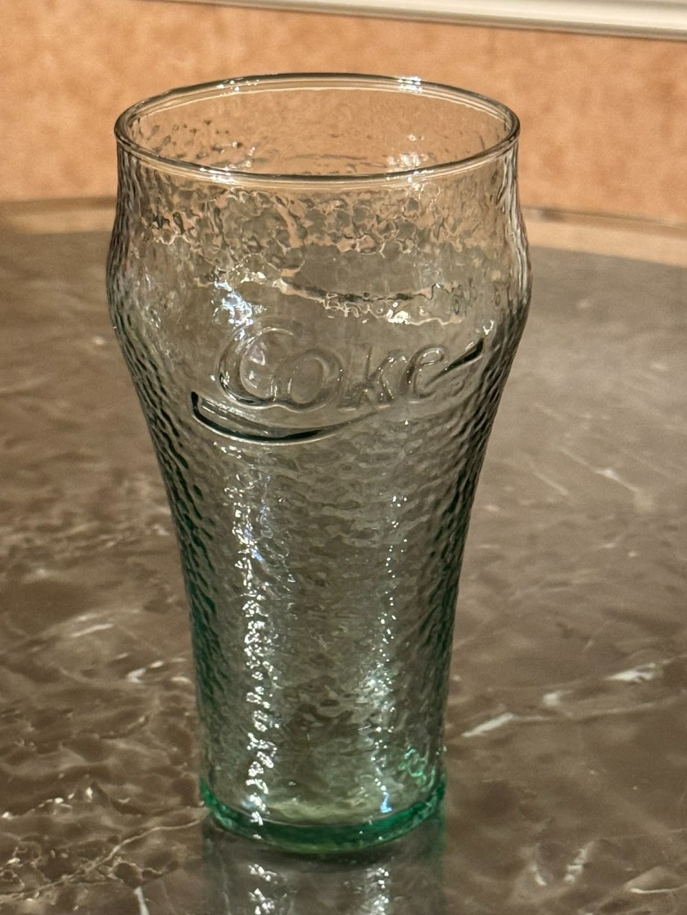 1592 - vintage green pebbled glass tumbler featuring the 