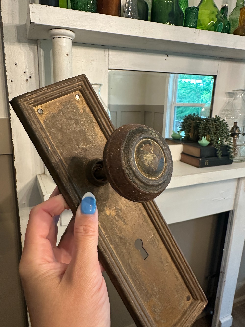 MB 1910? Door Knob and Plate