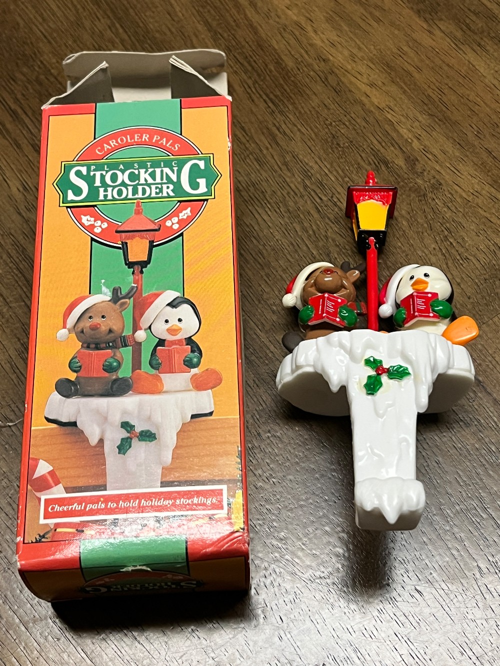 TT - Caroler Pals Plastic Stocking Holder with Box