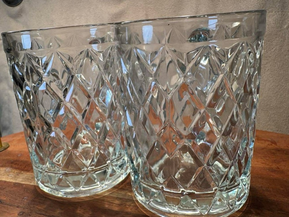 2375 - Vintage Paul Sebastian fine crystal diamond-cut glass mugs