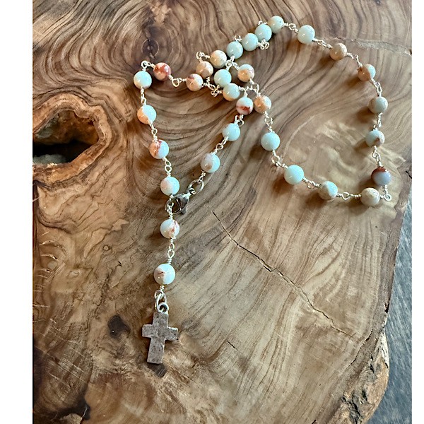 Sea Jasper wire wrapped lariat style necklace w/petite silver tone cross