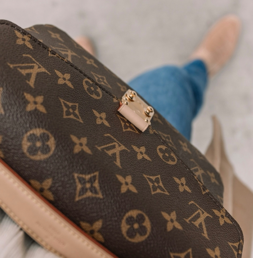 Purses + Accessories